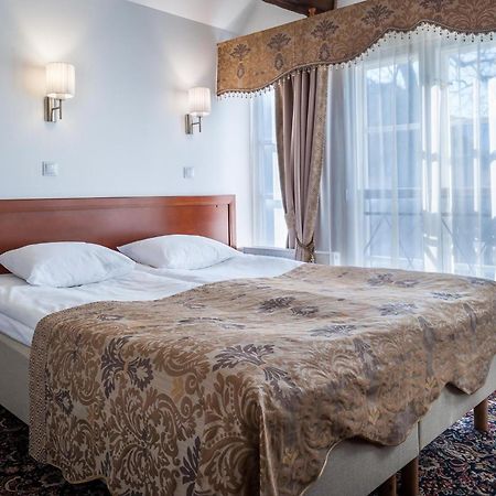 Three Crowns Residents Hotel Tallinn Ngoại thất bức ảnh