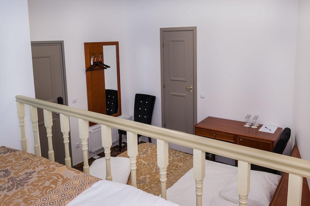 Three Crowns Residents Hotel Tallinn Ngoại thất bức ảnh