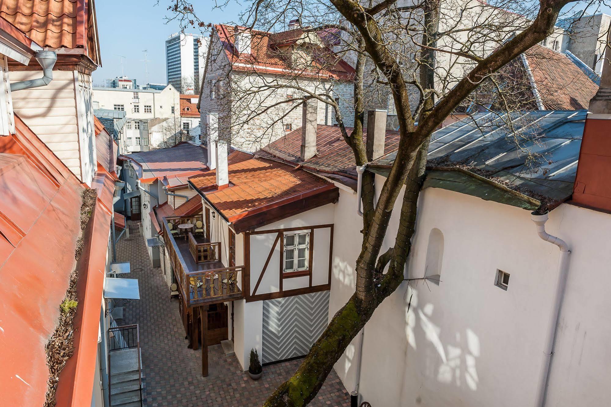 Three Crowns Residents Hotel Tallinn Ngoại thất bức ảnh