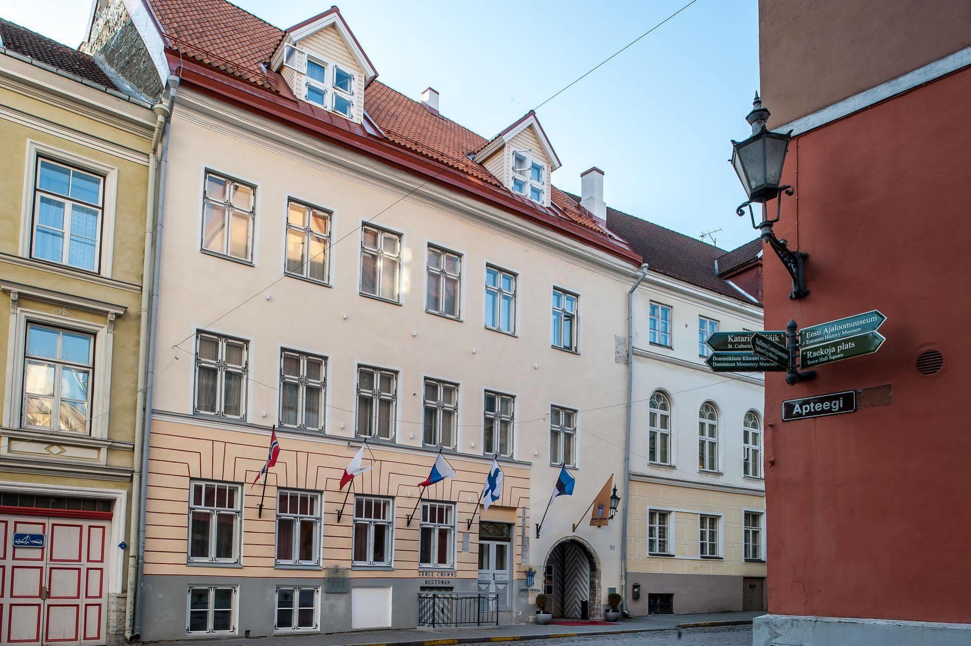 Three Crowns Residents Hotel Tallinn Ngoại thất bức ảnh