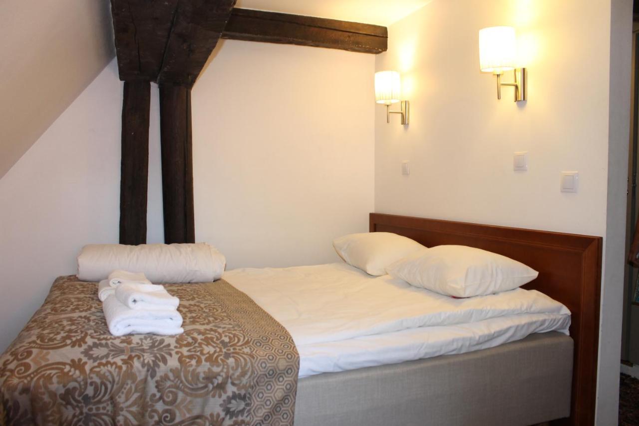 Three Crowns Residents Hotel Tallinn Ngoại thất bức ảnh