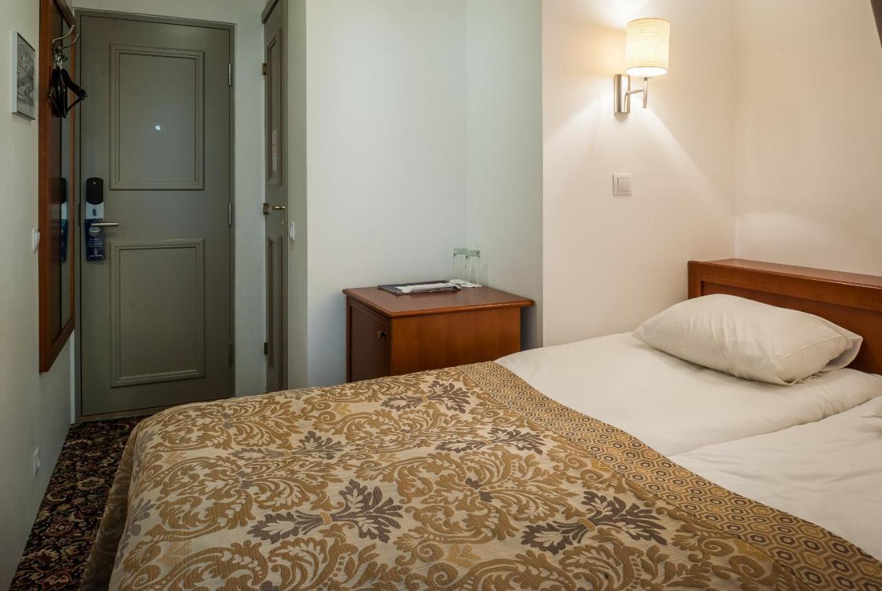 Three Crowns Residents Hotel Tallinn Ngoại thất bức ảnh